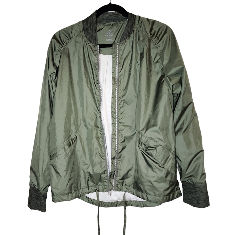 prAna Women's Forest Green Center‎ Jacket. Women's size small.